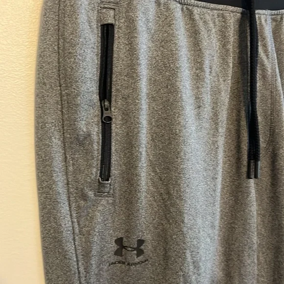Men’s Under Armour Joggers - Picture 10 of 13